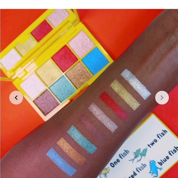 London Revolution Beauty LONDON
One Fish Two Fish Red Fish Blue Fish Dr. Seuss - Picture 4 of 4